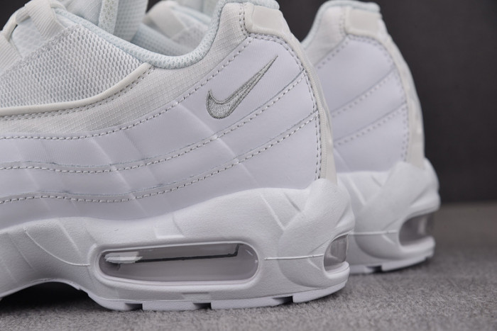NIKE AIR MAX 95 