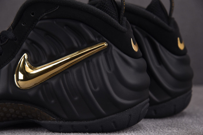 NIKE Air Foamposite Pro