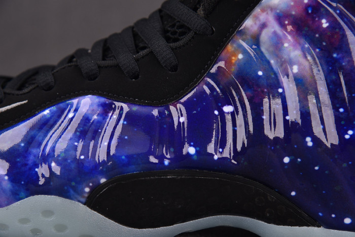 NIKE Air Foamposite One