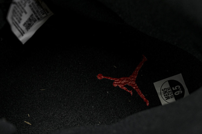 Air Jordan 11 378037-326