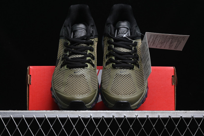 NIKE Air Max 2013