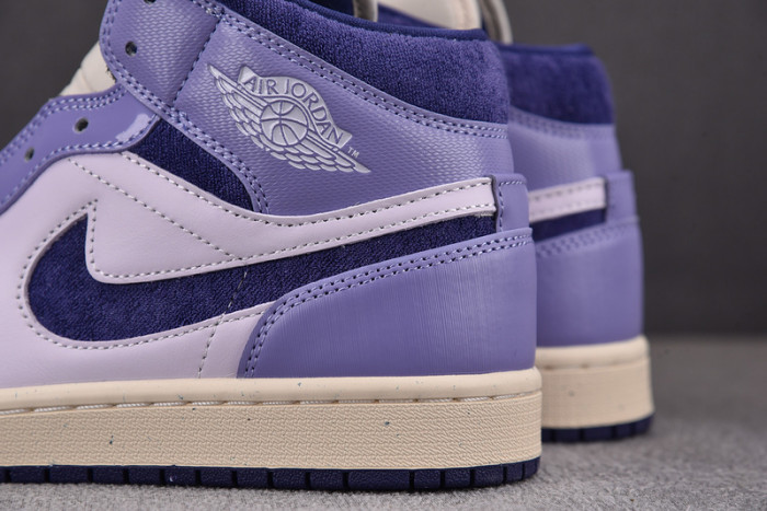 Air Jordan 1 Mid SE 