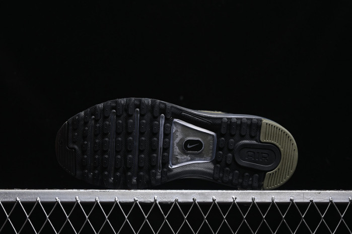 NIKE Air Max 2013