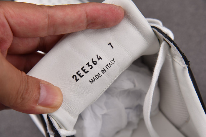 Pra*a snekaers p000101