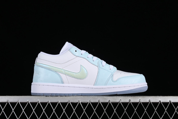AIR JORDAN 1 LOW SE GS 