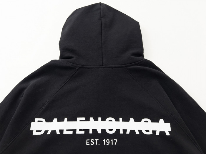 Balenciag**a CLOTHES BAC00017