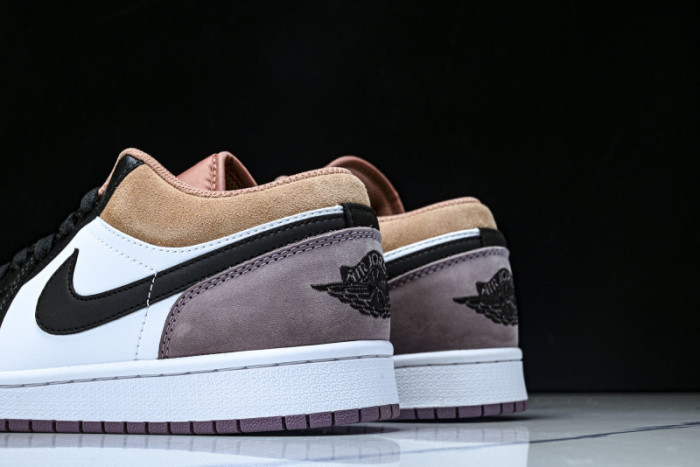 Air Jordan 1 Low SE 