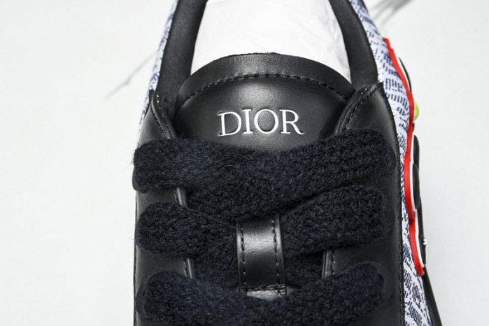 D10r b33 sneakers b330017