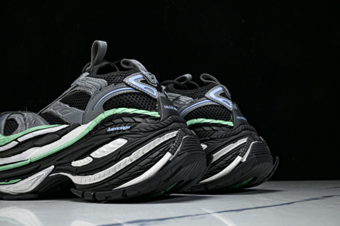 BC Platform Reduced Dark Gray 821137 WPLTF 0312