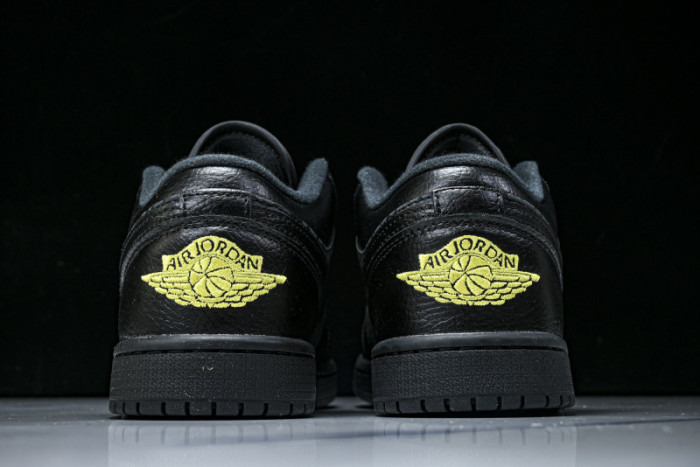 Air Jordan 1 Low Elephant Print 2025 IM6568-010