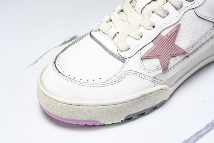 Golden Goose Seaker