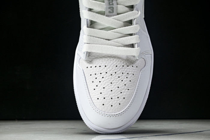 Air Jordan 1 Retro Low 