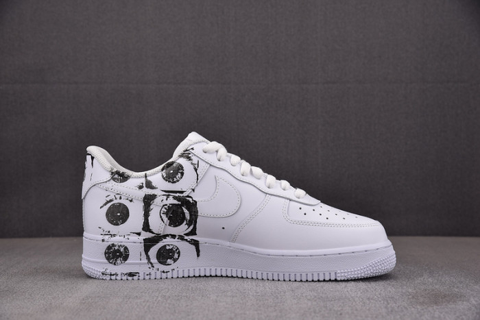 Supreme x Comme des Garçons SHIRT x NIKE Air Force 1 Low