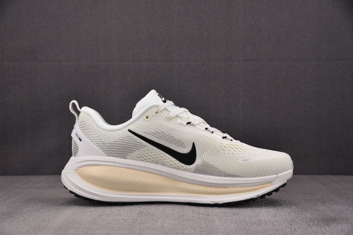 Nike Air Zoom Vomero 18