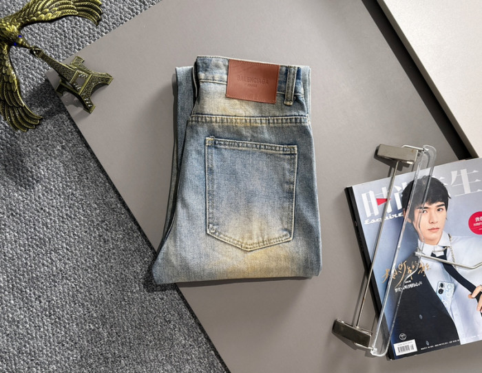 Balenciag**a CLOTHES BAC00033