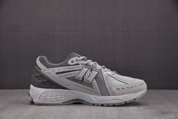 New Balance 1906R