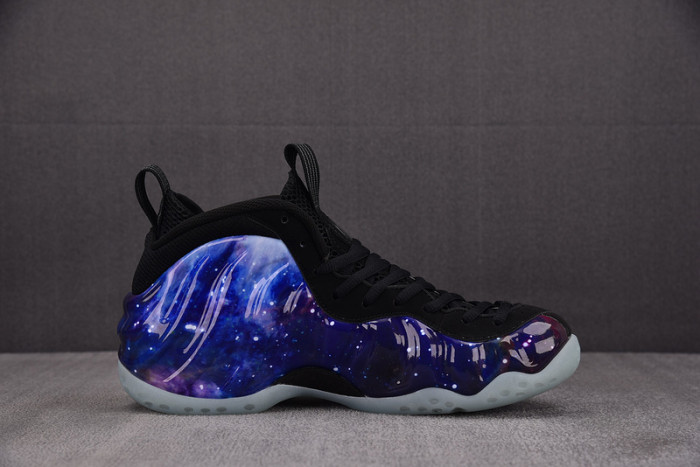 NIKE Air Foamposite One