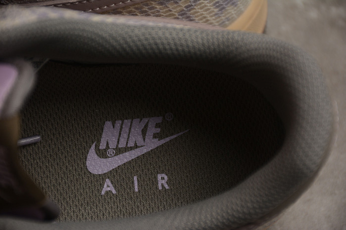 NIKE AIR FORCE 1 Low