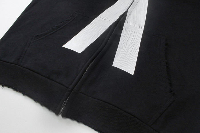 Balenciag**a CLOTHES BAC00012