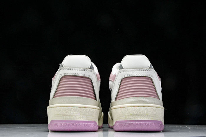 Golden Goose Seaker