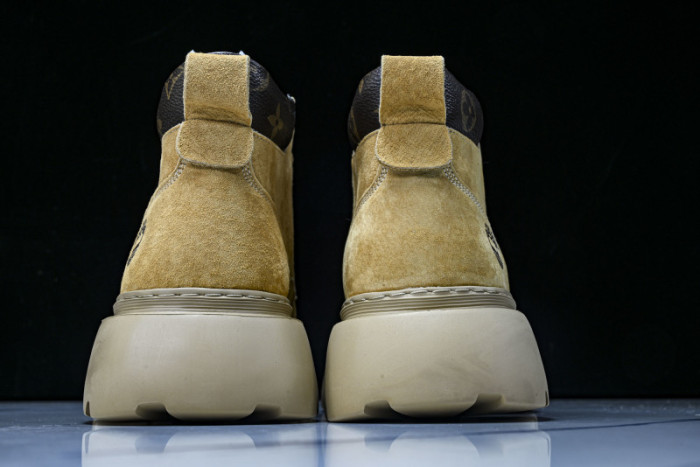 LV BOOTS L000064