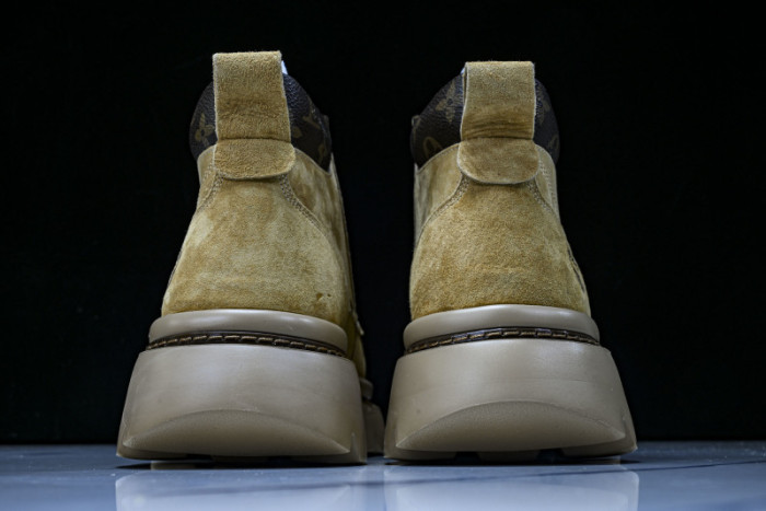 LV BOOTS L000065
