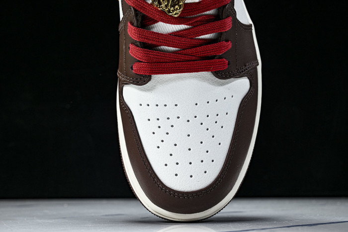 Nike Air Jordan 1 Low SE 