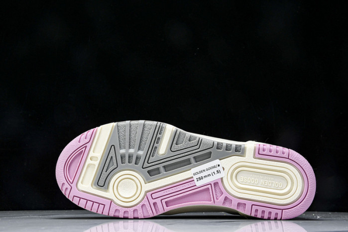 Golden Goose Seaker