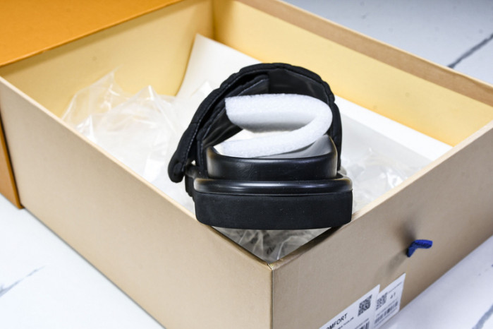 L&V SANDAL LVSD223
