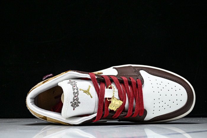 Nike Air Jordan 1 Low SE 