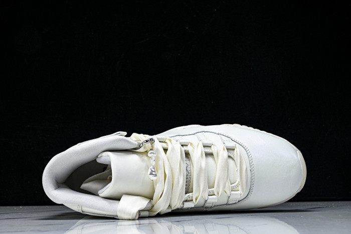 Wmns Air Jordan 11 Retro 