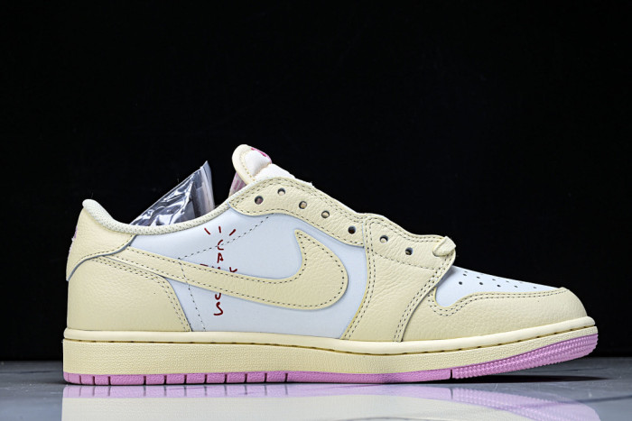 Travis Scott x Air Jordan 1 Low OG 