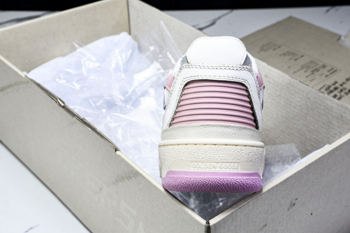 Golden Goose Seaker