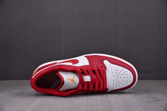 AIR JORDAN 1 LOW 