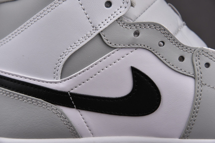 Air Jordan 1 Mid