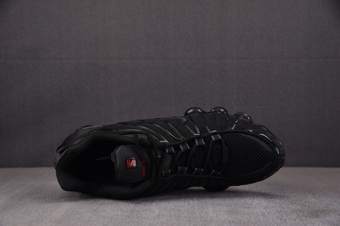 NIKE Wmns Shox TL