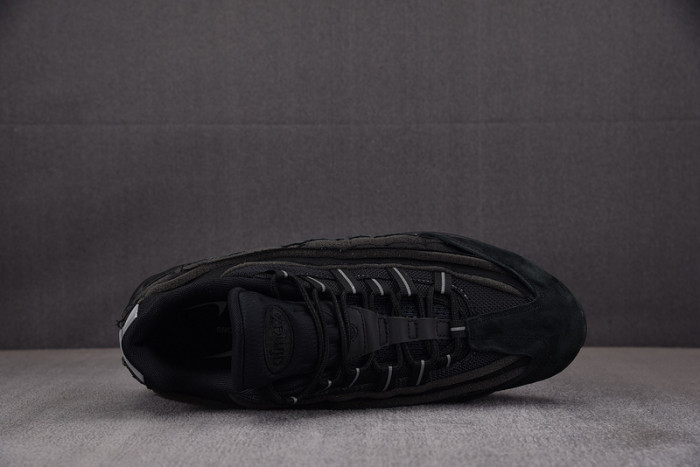 Comme des Garçons x Air Max 95 