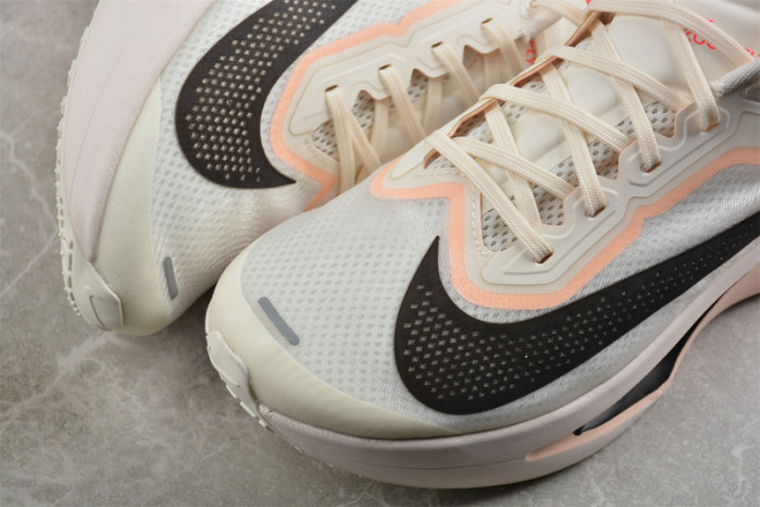 Zoom Fly 6