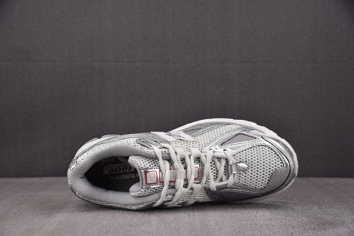 New Balance 1906R