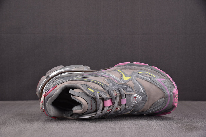 RUNNER SNEAKER