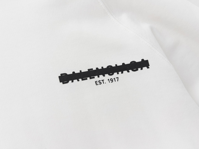 Balenciag**a CLOTHES BAC00016