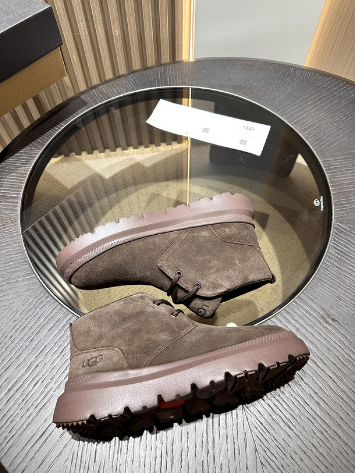 UGG