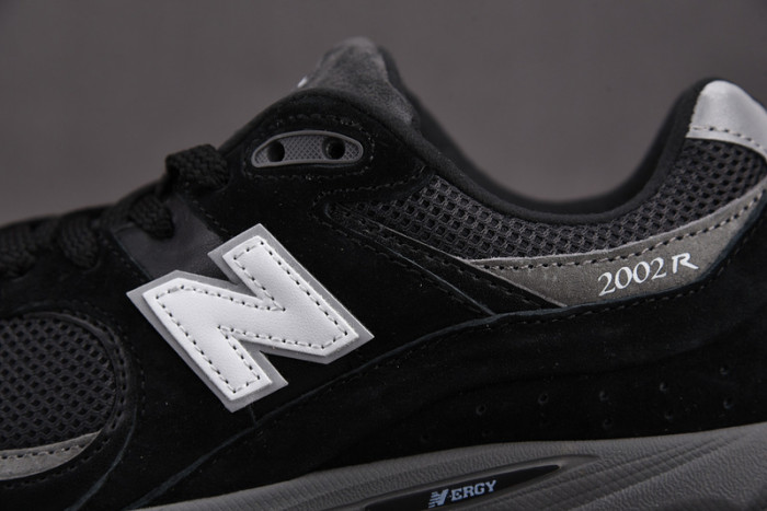New Balance 2002R
