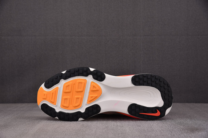 Nike Air Zoom Vomero 18