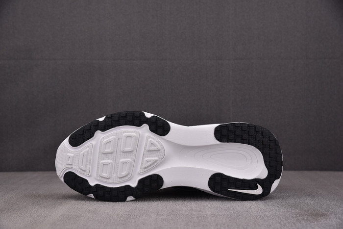 Nike Air Zoom Vomero 18