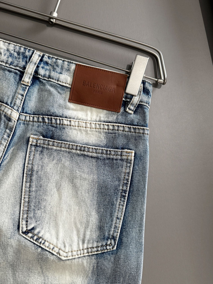 Balenciag**a CLOTHES BAC00031