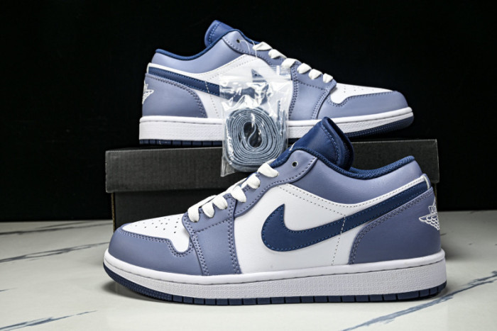 Air Jordan 1 Low 