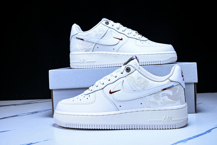 Nike Air Force 1 Low 