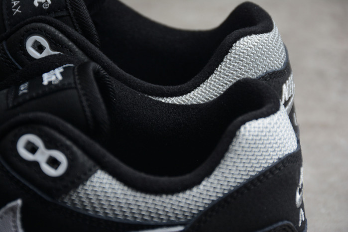NIKE PATTA X AIR MAX 1