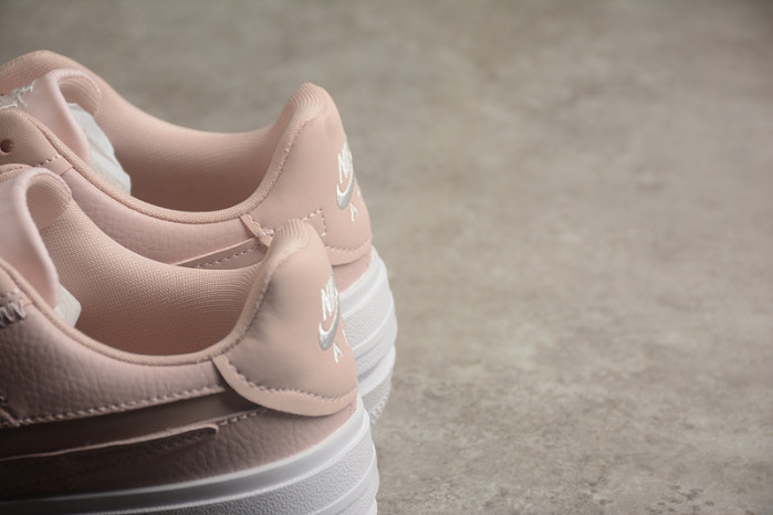 NIKE AIR FORCE 1 PLT.AF.ORM